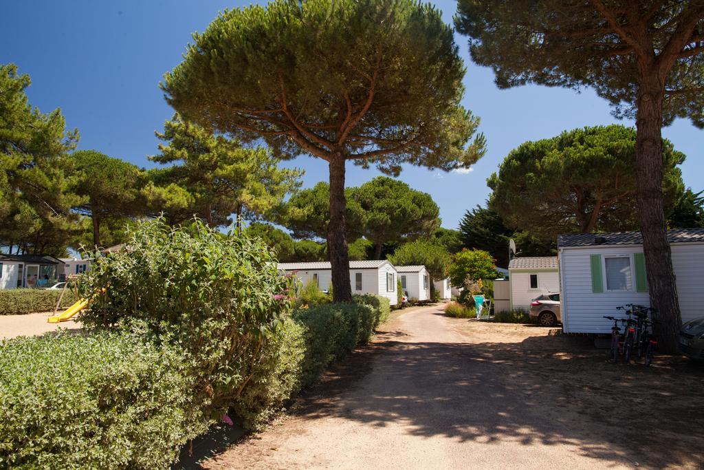 Camping Le Suroit Le Bois-Plage-en-Ré Buitenkant foto